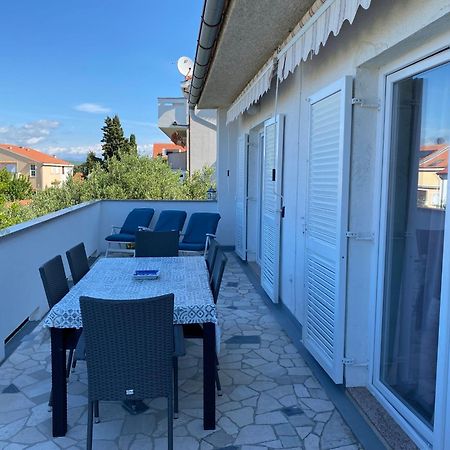 Apartment Lucia Punat Exterior foto