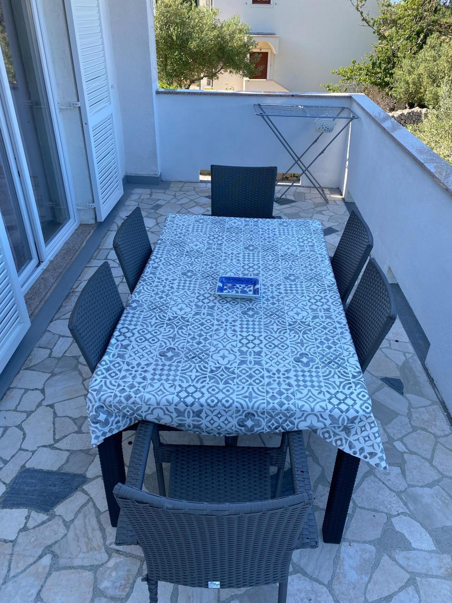 Apartment Lucia Punat Exterior foto